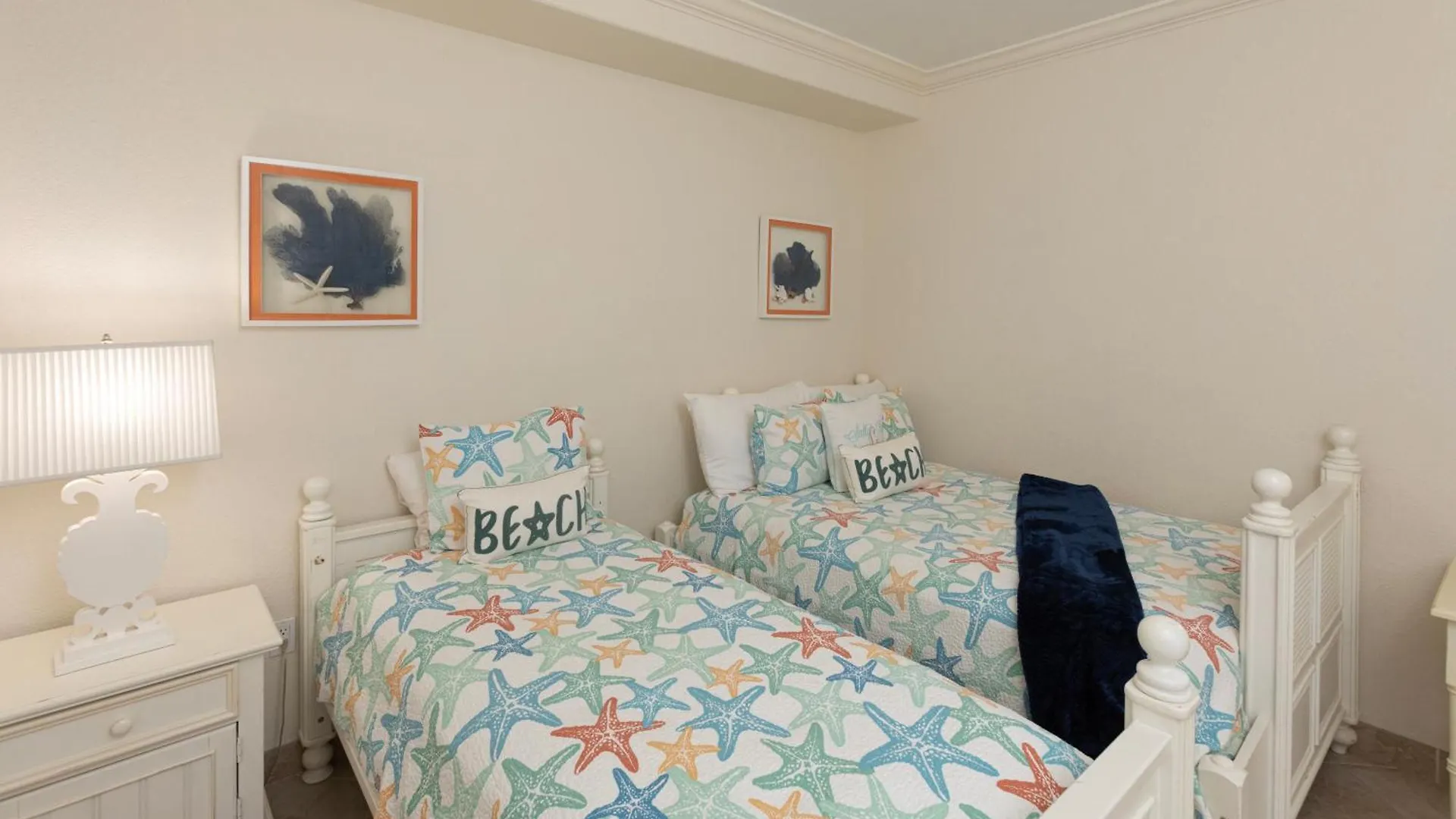 South Bay Beach Club 5- 2 Bedroom 2 Bathroom Unit Τζώρτζταουν Διαμέρισμα
